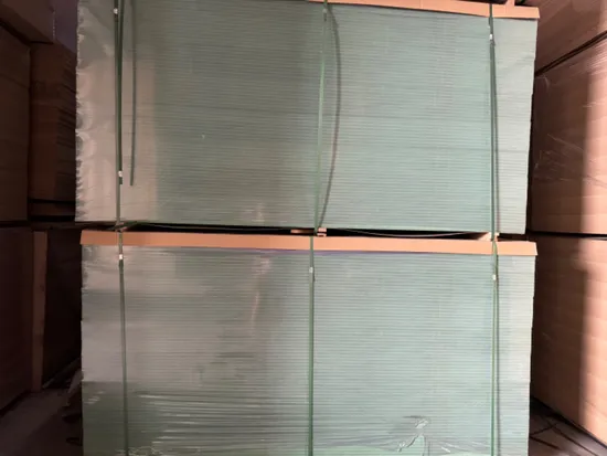 Hmr 12mm/15mm/18mm Green MDF Waterproof Resistant Melamine Coated MDF Board for Furniture and Cabinets